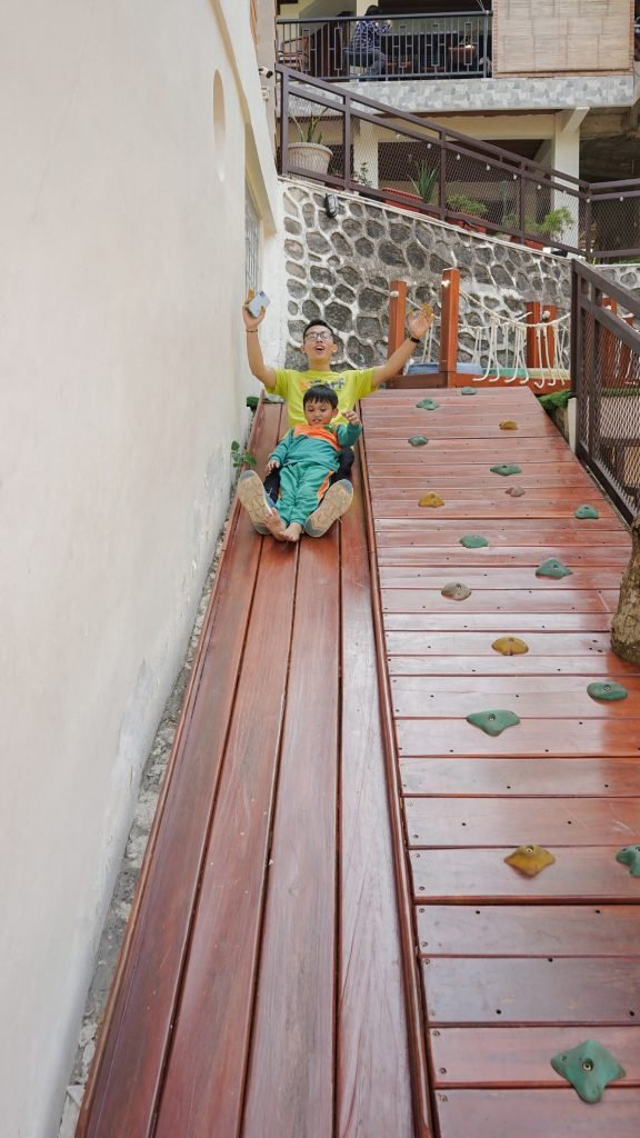 Keponakan mai playground di borobudur
