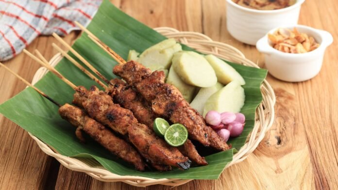 Sate-Babi-Bawah-Pohon- Kuta Sate Babi Bawah Pohon Kuta