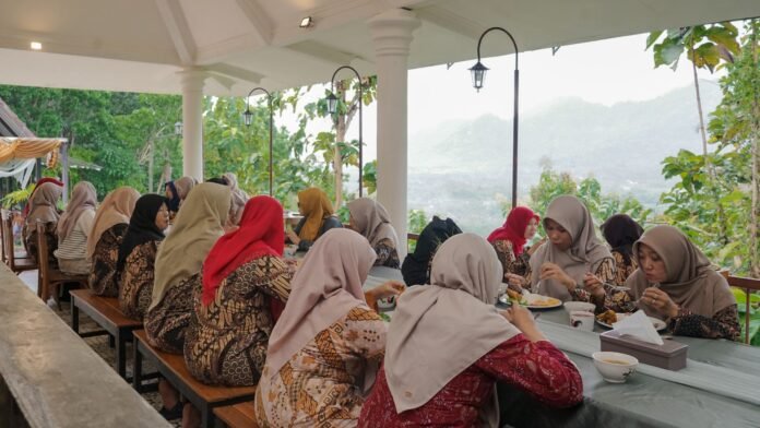 Paket-Keluarga Paket Keluarga