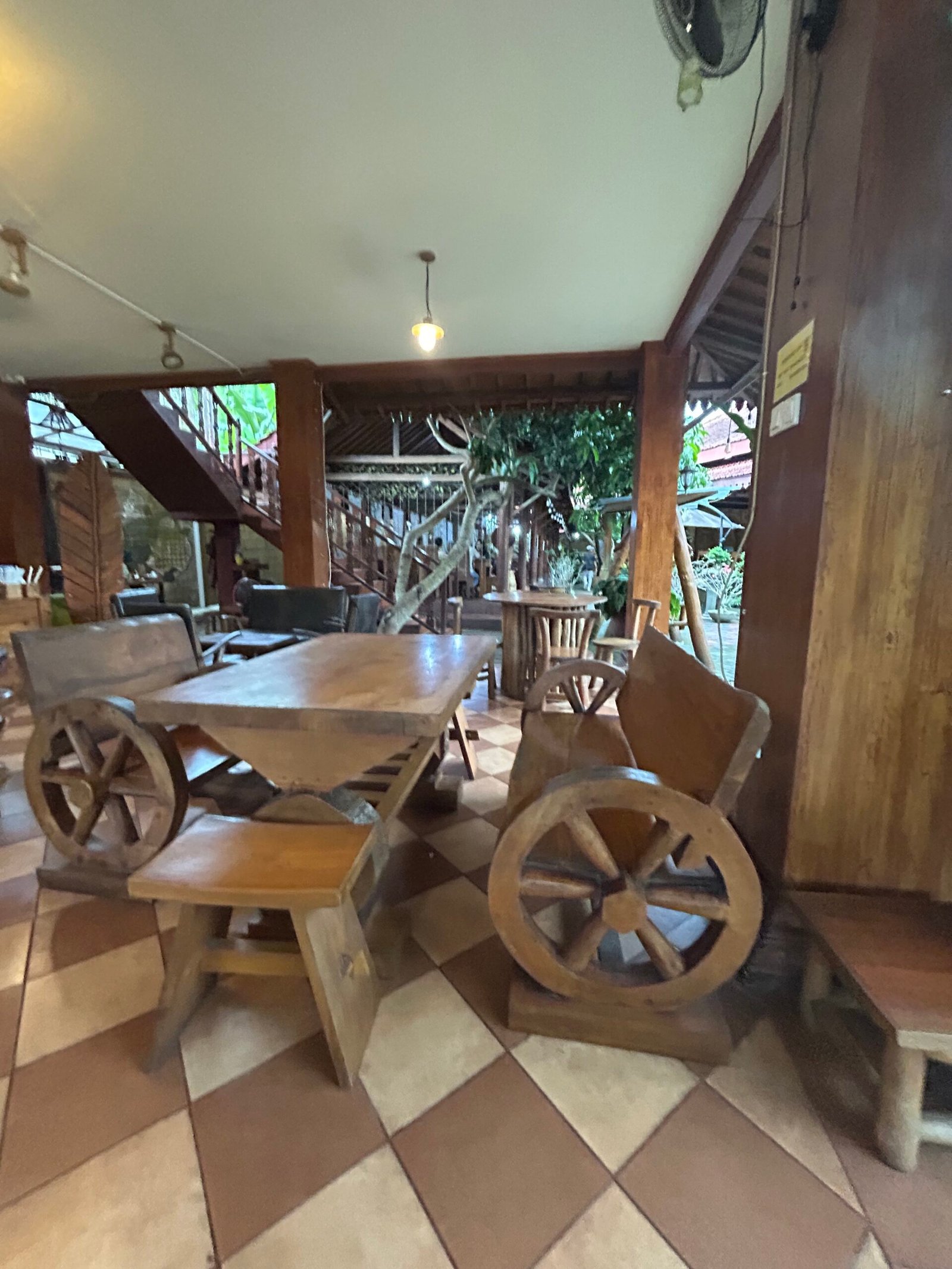 Kuliner Purworejo, RM ayam Bumbu Kuning Purworejo