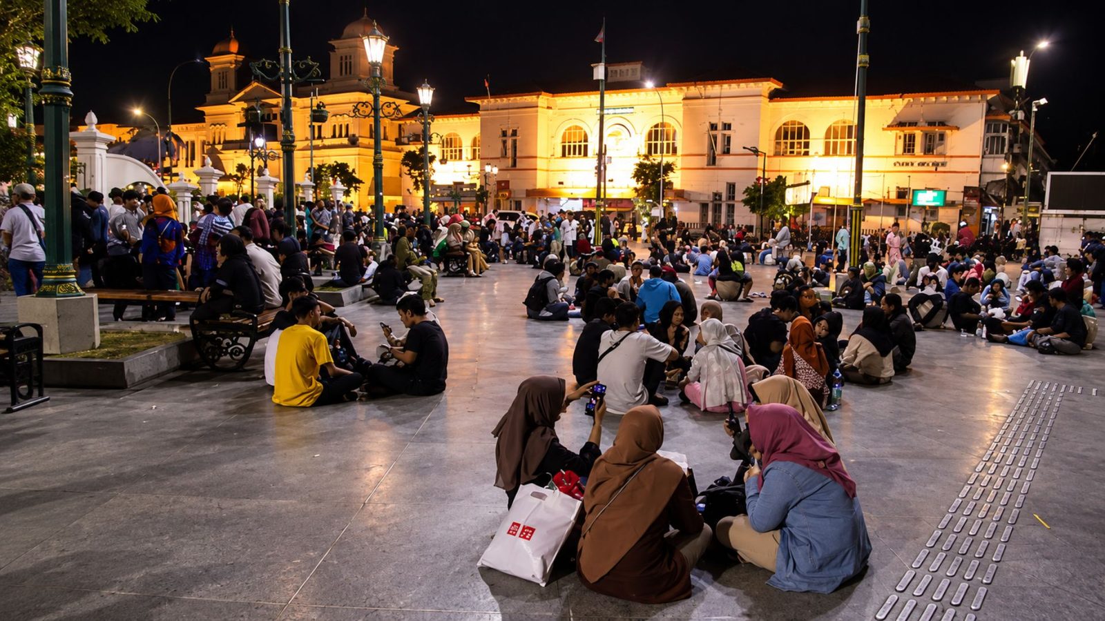Tips aman solo traveling malam di Malioboro Yogyakarta untuk perempuan
